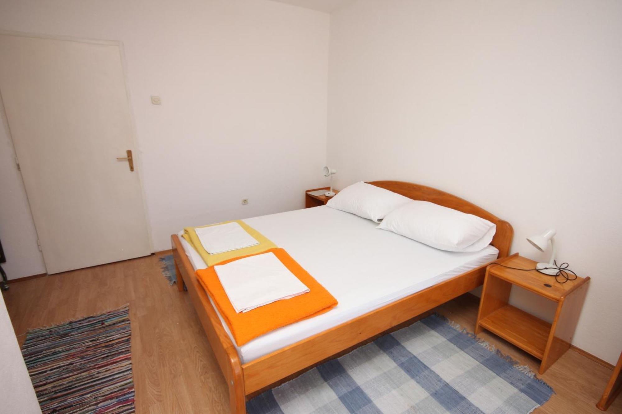 Apartments And Rooms With Parking Space Gradac, Makarska - 6819 Gradac  Quarto foto
